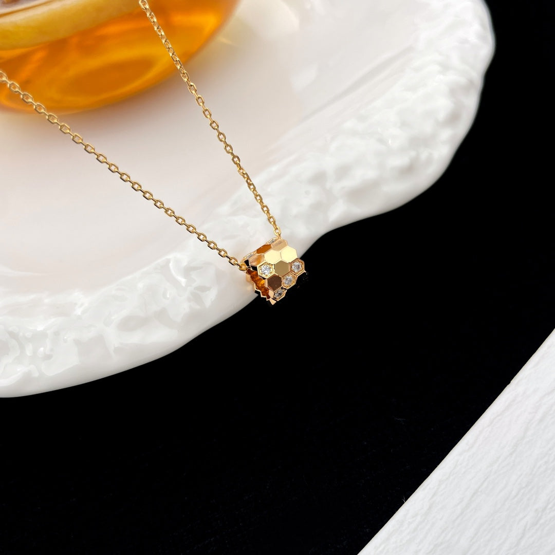 [Violet JW]BEE MINI PEDANT DIAMOND NECKLACE