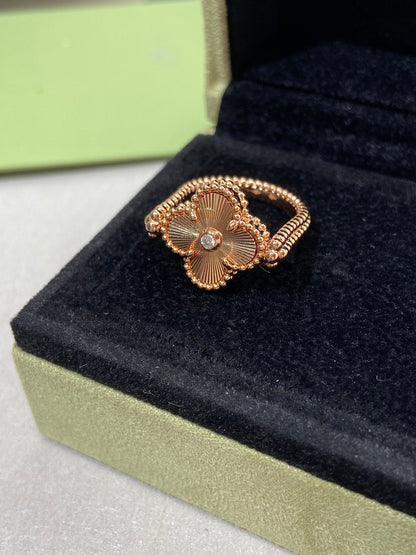 [Violet JW]CLOVER RIVERSIBLE ROSE GOLD RING