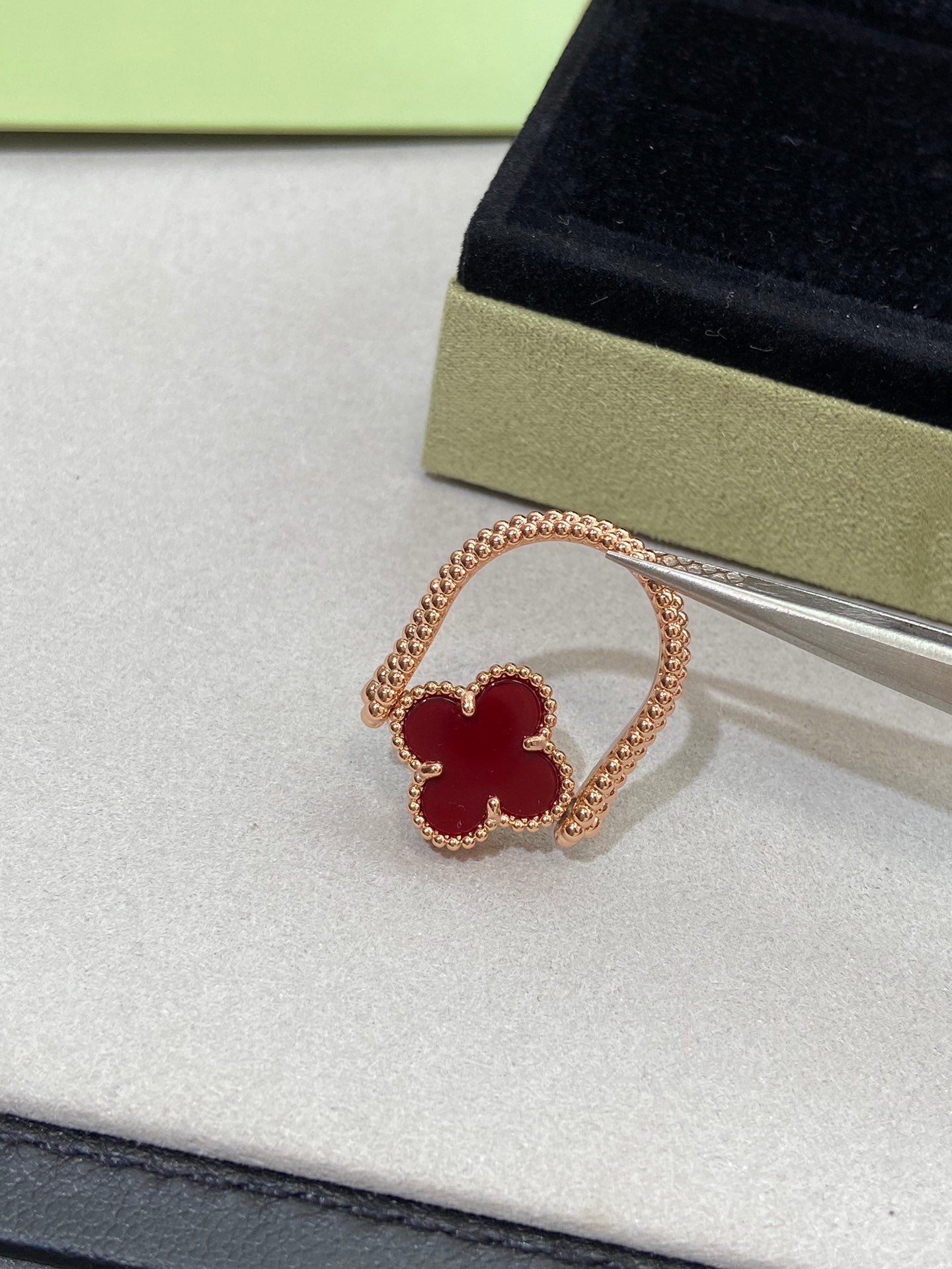 [Violet JW]CLOVER RIVERSIBLE ROSE GOLD RING