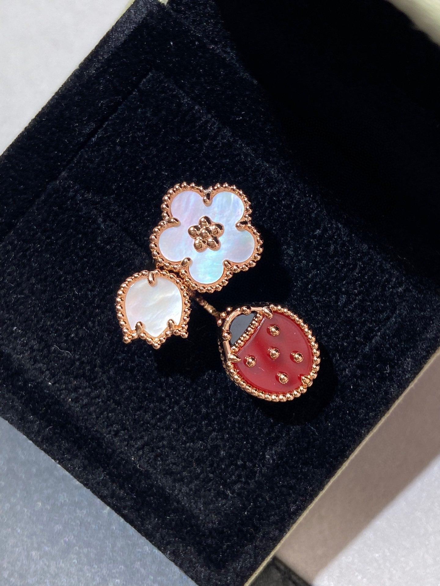 [Violet JW]LUCKY 3 MOTIF ROSE GOLD RING