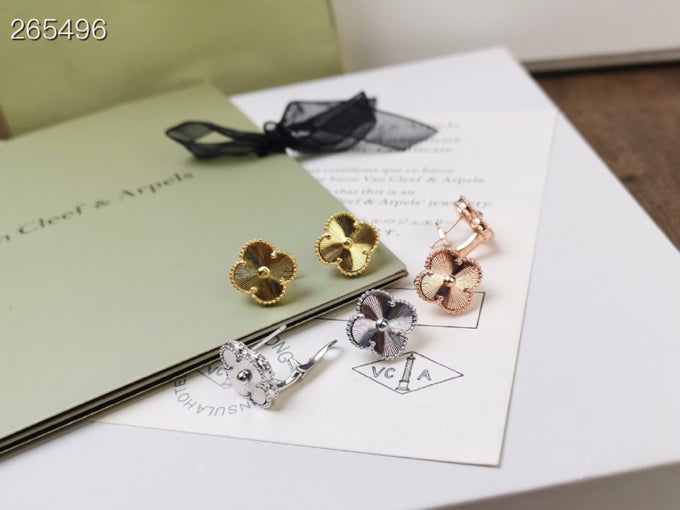[Violet JW]CLOVER MEDIUM STUD EARRINGS