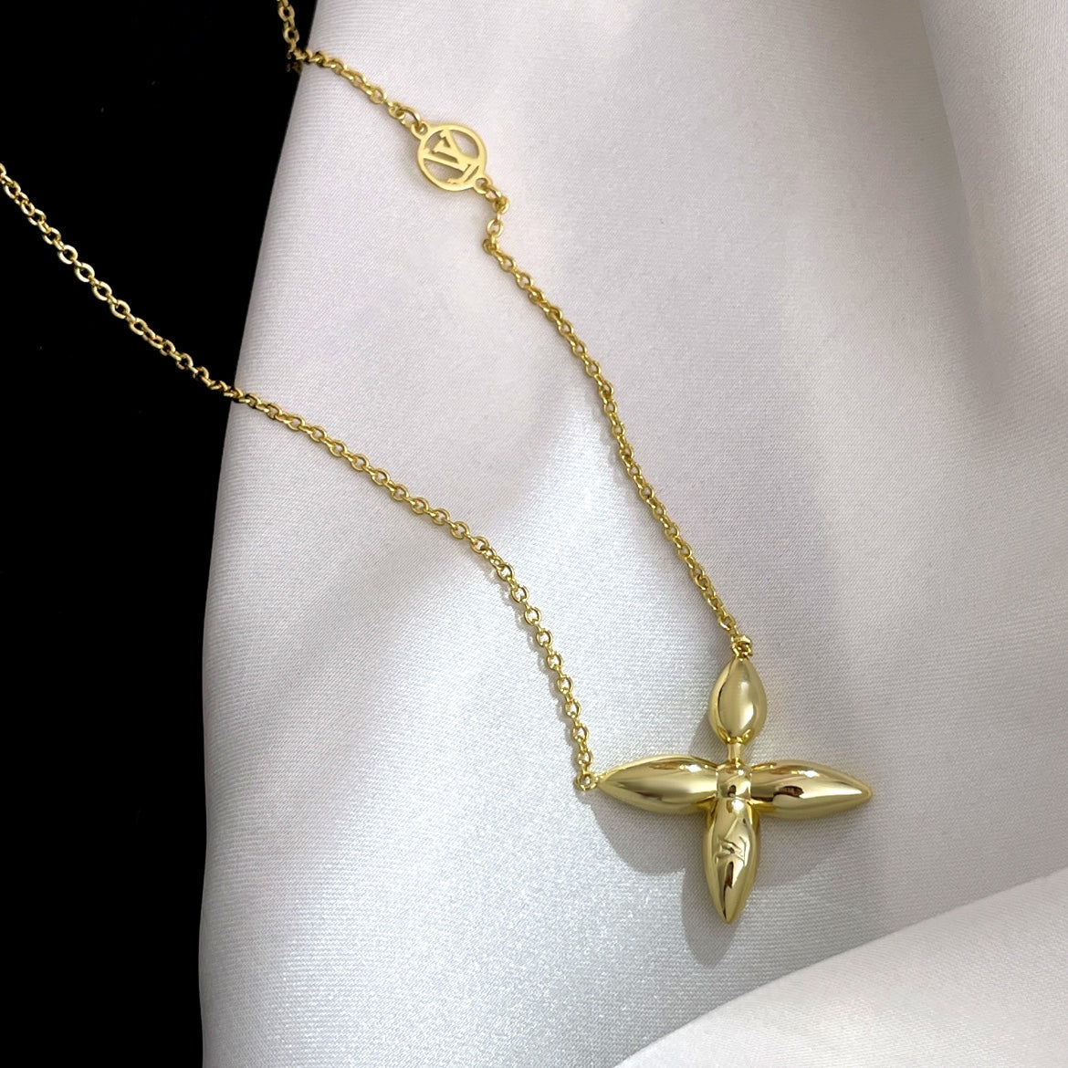 [Violet JW]LOUISETTE GOLD NECKLACE