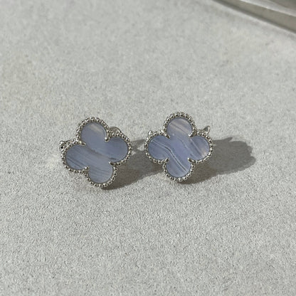 [Violet JW]CLOVER CHALCEDONY SILVER STUD EARRINGS