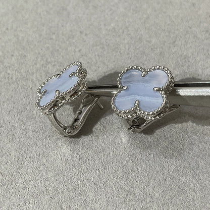 [Violet JW]CLOVER CHALCEDONY SILVER STUD EARRINGS