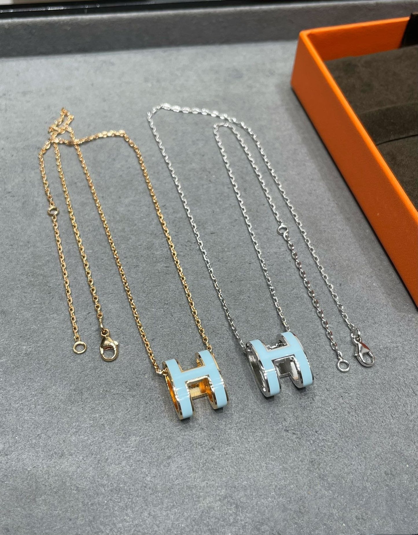 [Violet JW]POP H SKY BLUE NECKLACE