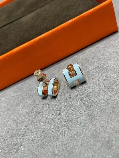 [Violet JW]POP H SKY BLUE STUD EARRINGS