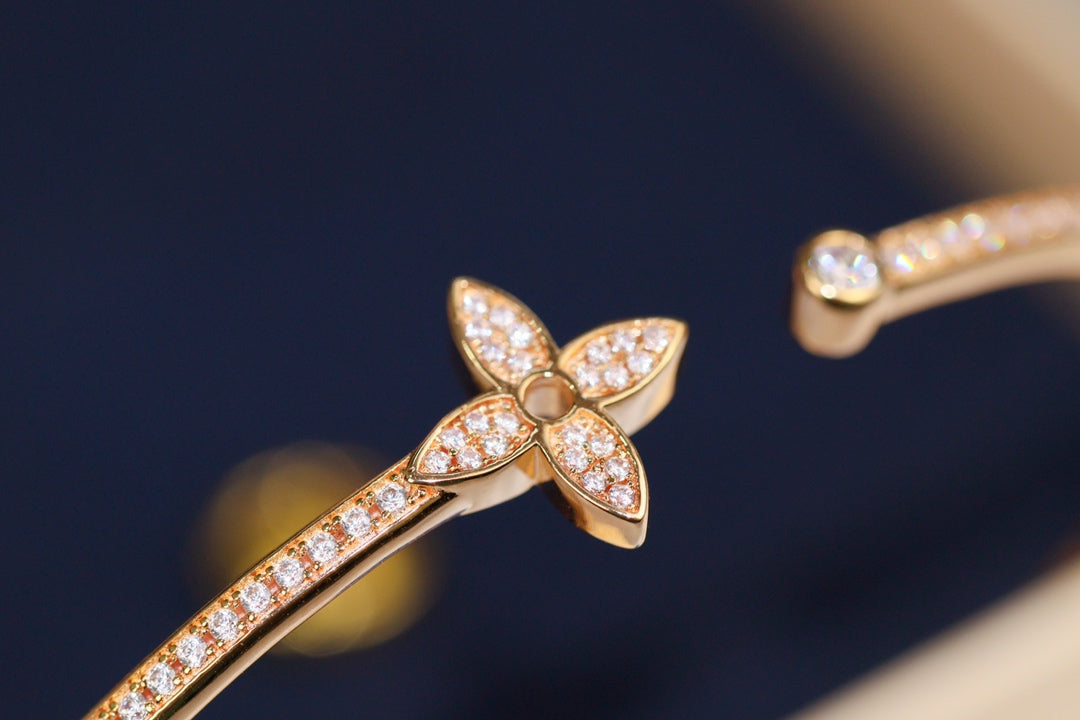 [Violet JW]IDYLLE PINK GOLD OPEN BRACELET DIAMOND PAVED