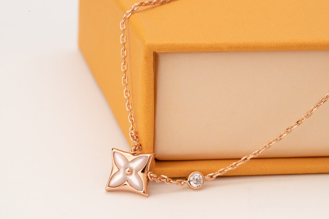 [Violet JW]STAR PINK MOP 1 DIAMOND PINK GOLD NECKLACE