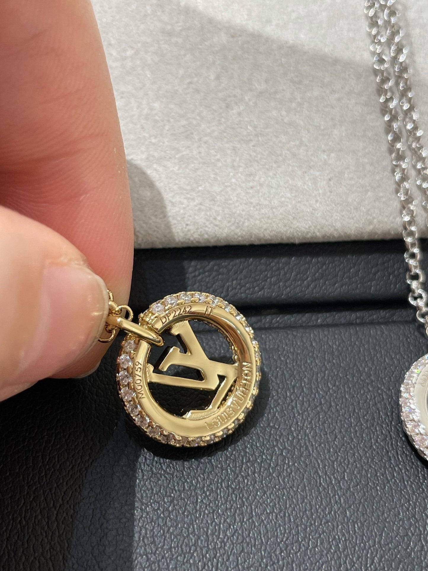 [Violet JW]BY NIGHT DIAMOND PAVED NECKLACE