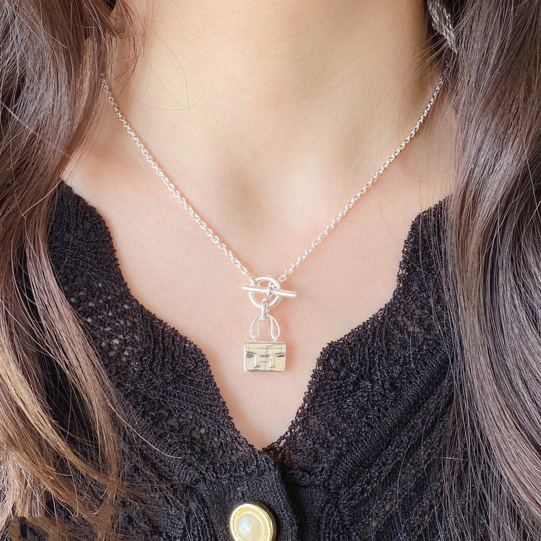 [Violet JW]CONSTANCE PEDANT SILVER NECKLACE