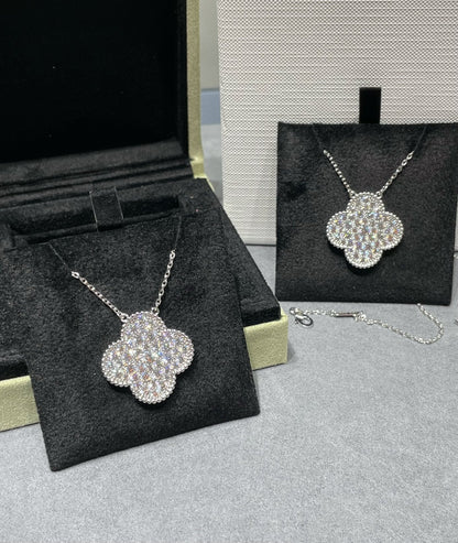 [Violet JW]CLOVER 25MM LARGE PENDANT DIAMOND PAVED SILVER NECKLACE