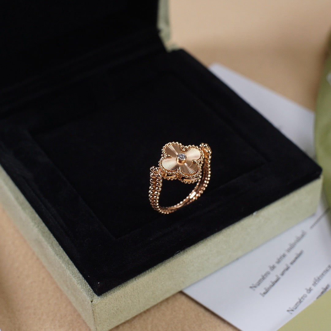 [Violet JW]CLOVER RIVERSIBLE ROSE GOLD RING