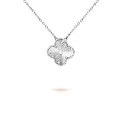 [Violet JW]CLOVER  15MM DIAMOND LASER NECKLACE SILVER
