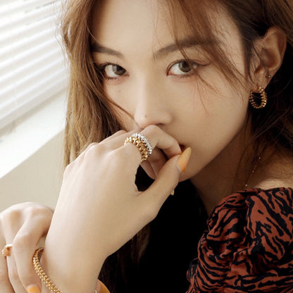 [Violet JW]CLASH SMALL HOOP EARRINGS