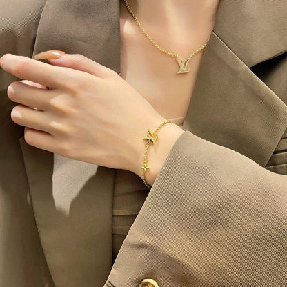 [Violet JW]LOGO STAR MOTIF GOLD BRACELET