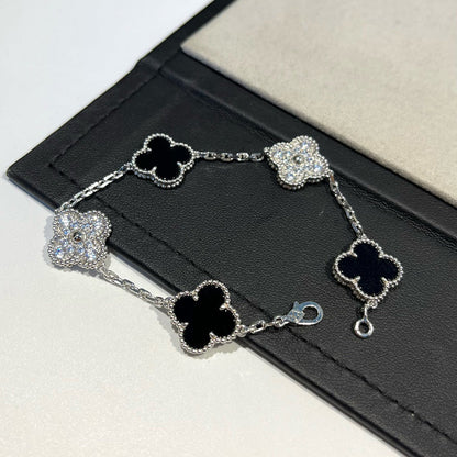 [Violet JW]CLOVER 5 MOTIF ONYXS DIAMOND BRACELET SILVER