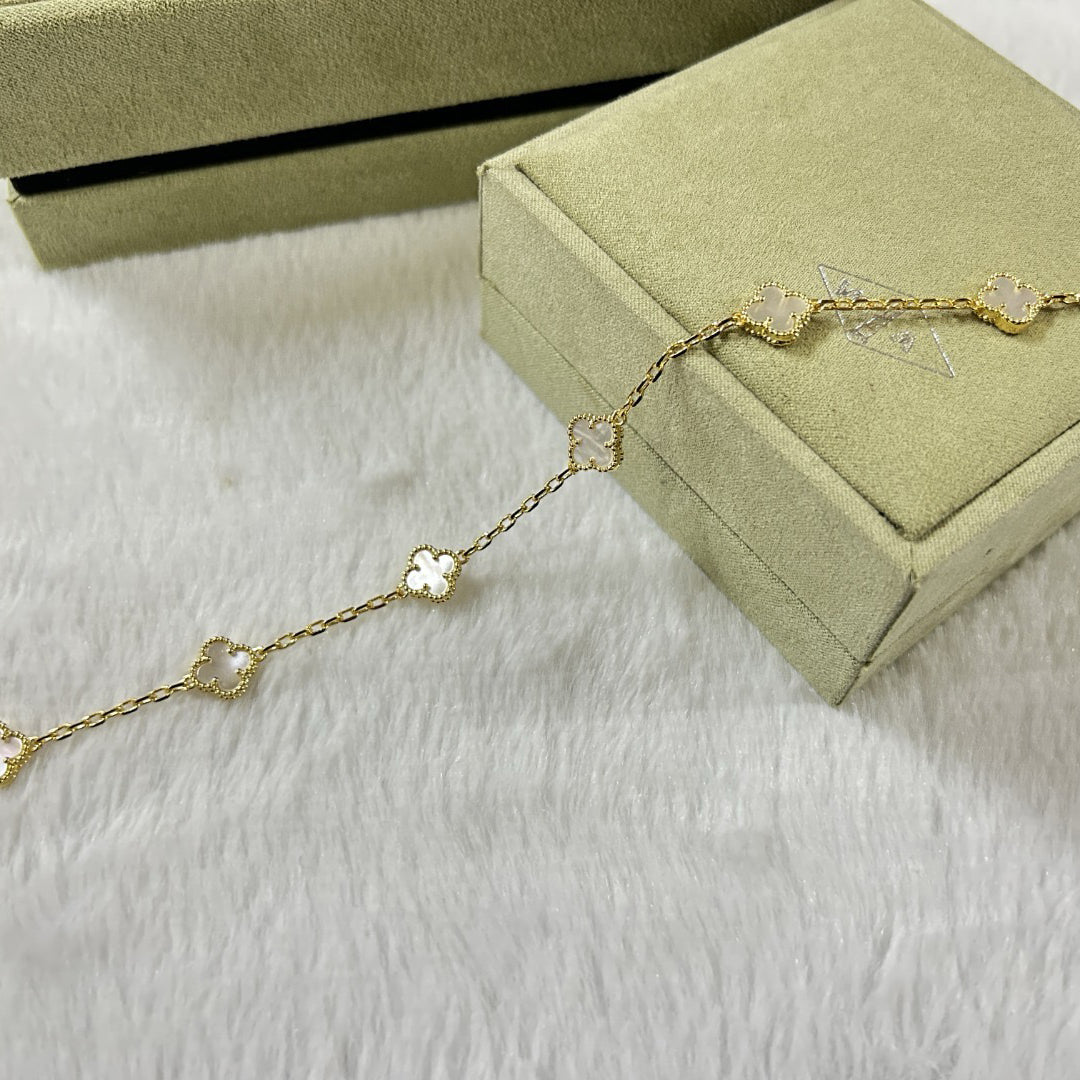 [Violet JW]CLOVER 6 MOTIF WHITE MOP BRACELET