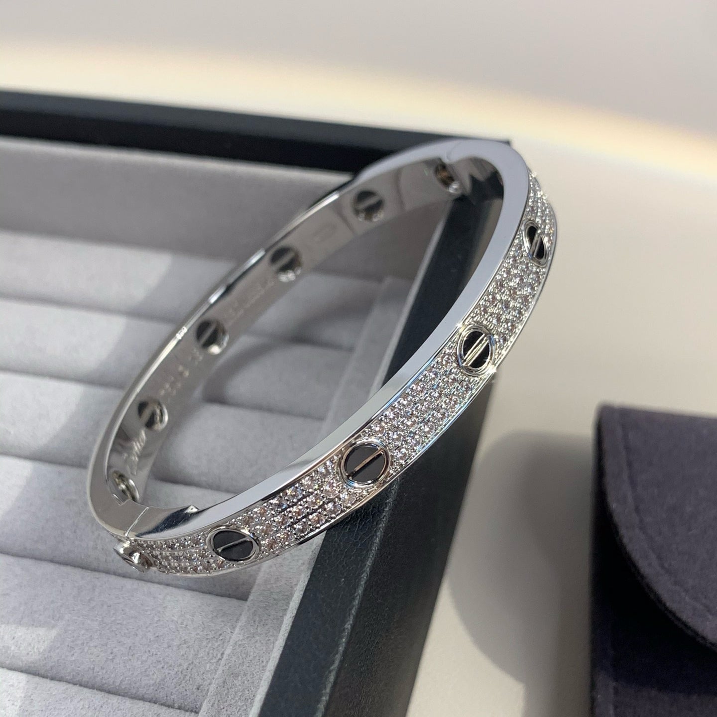 [Violet JW]LOVE BRACELET 6.1MM DIAMOND-PAVED CERAMIC
