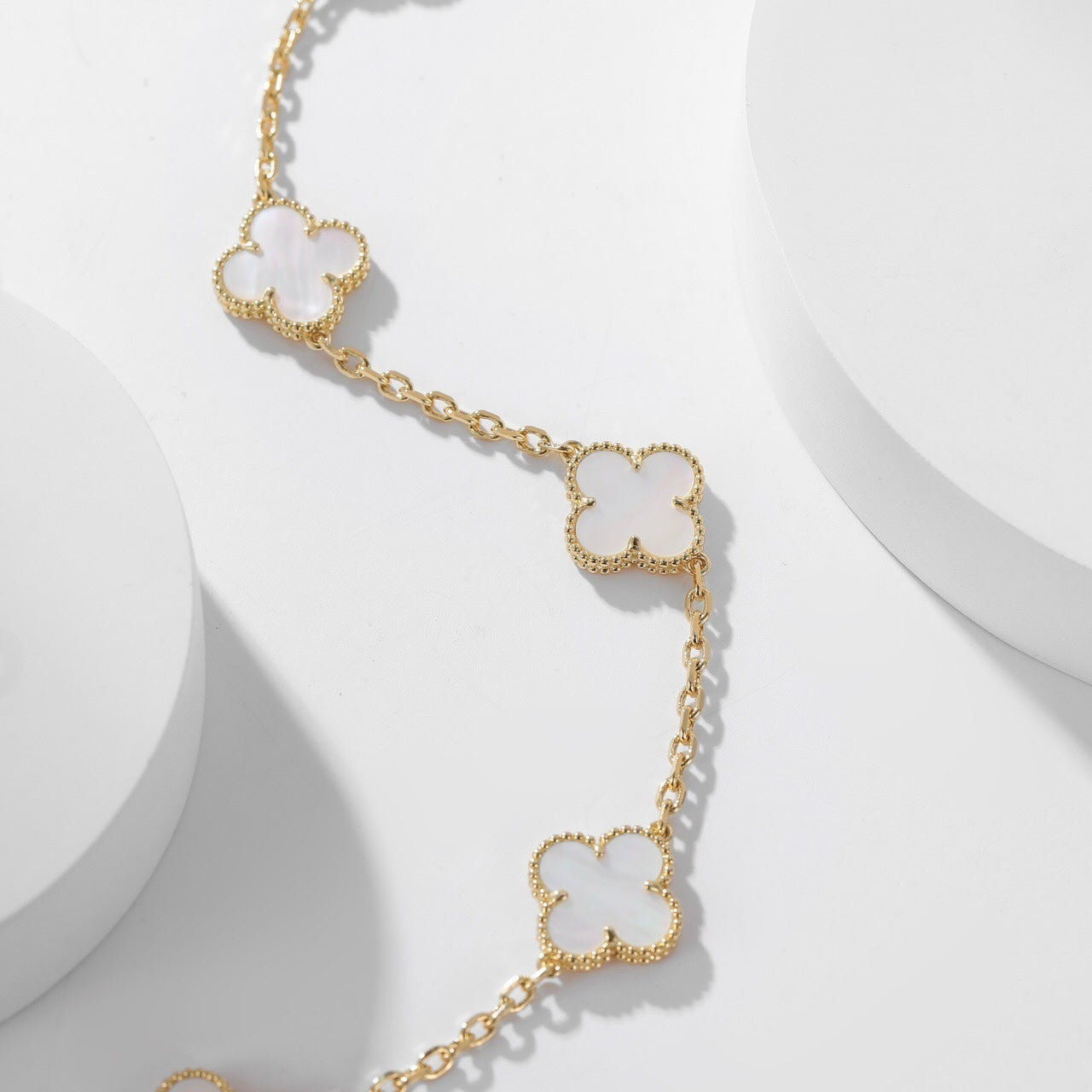 [Violet JW]CLOVER 10 MOTIFS WHITE MOTHER OF PEARL NECKLACE