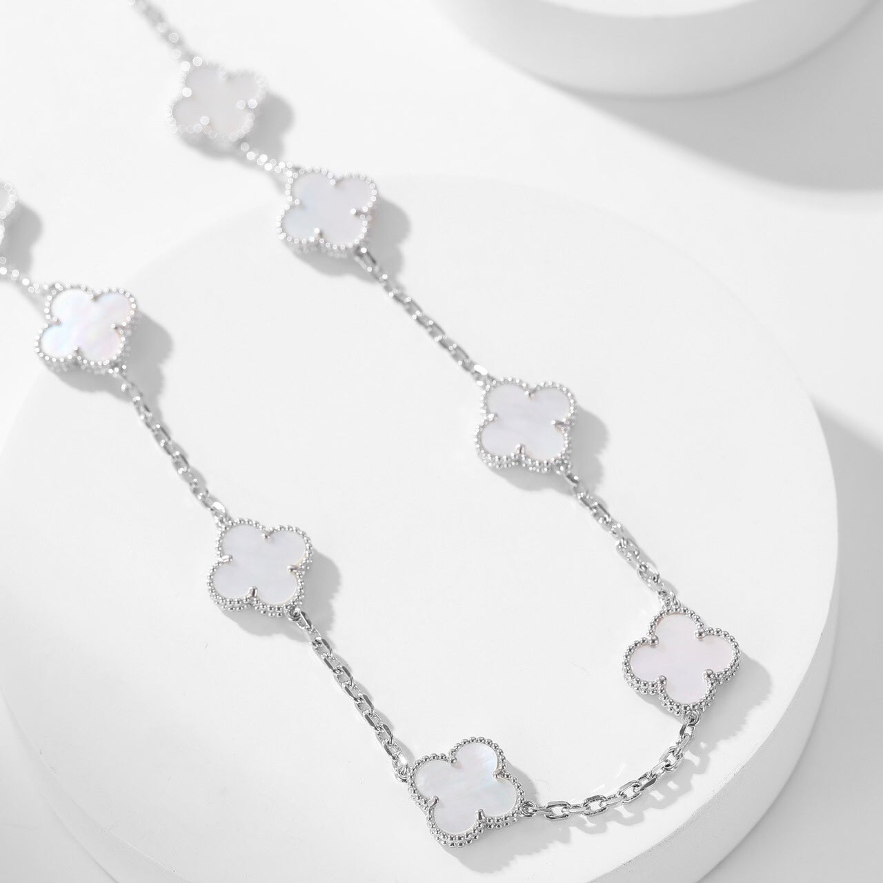 [Violet JW]CLOVER 10 MOTIFS WHITE MOTHER OF PEARL NECKLACE