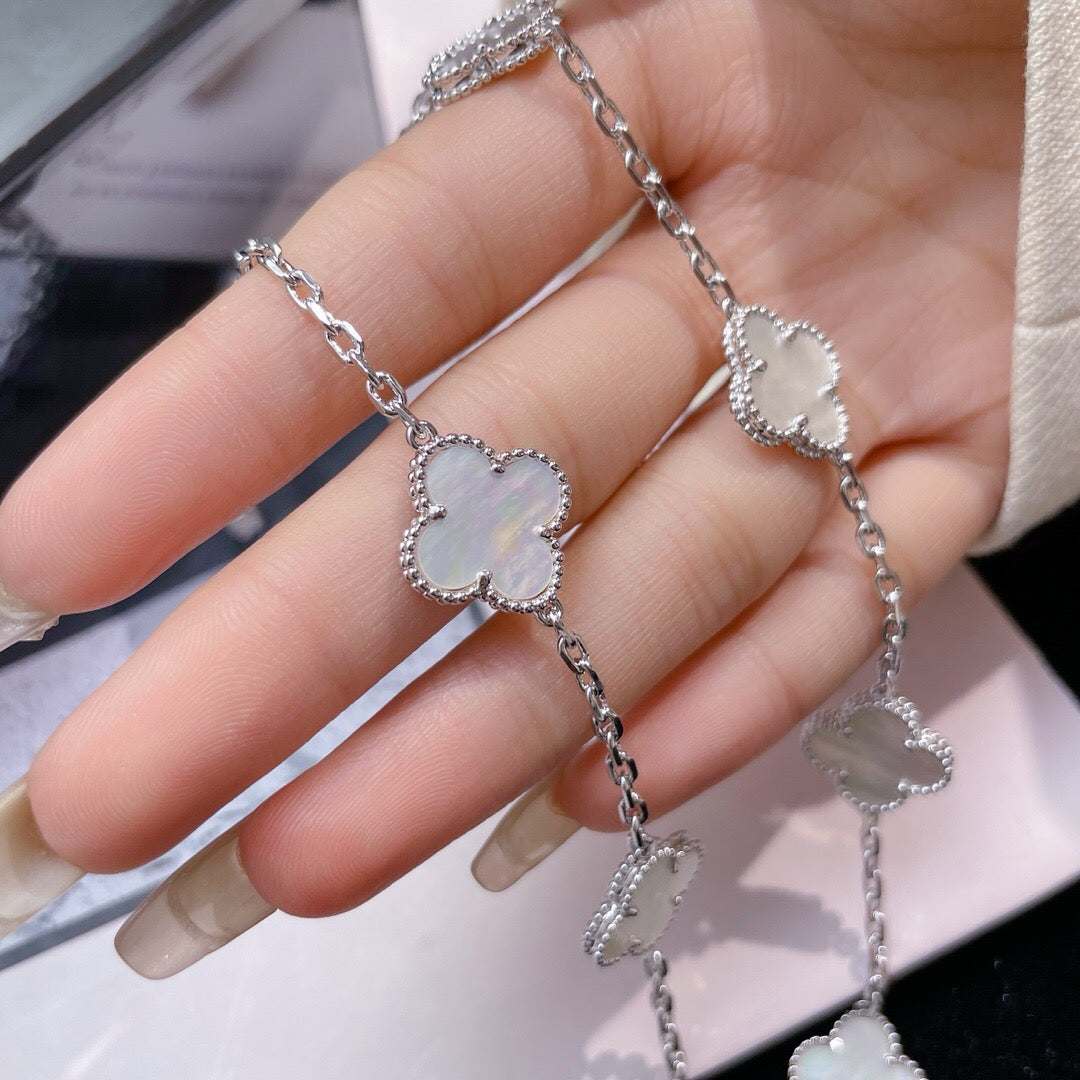[Violet JW]CLOVER 10 MOTIFS WHITE MOTHER OF PEARL NECKLACE