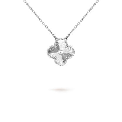 [Violet JW]CLOVER 15MM LASER NECKLACE SILVER