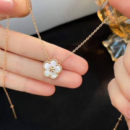 [Violet JW]LUCKY  WHITE MOP  PLUM BLOSSOM NECKLACE