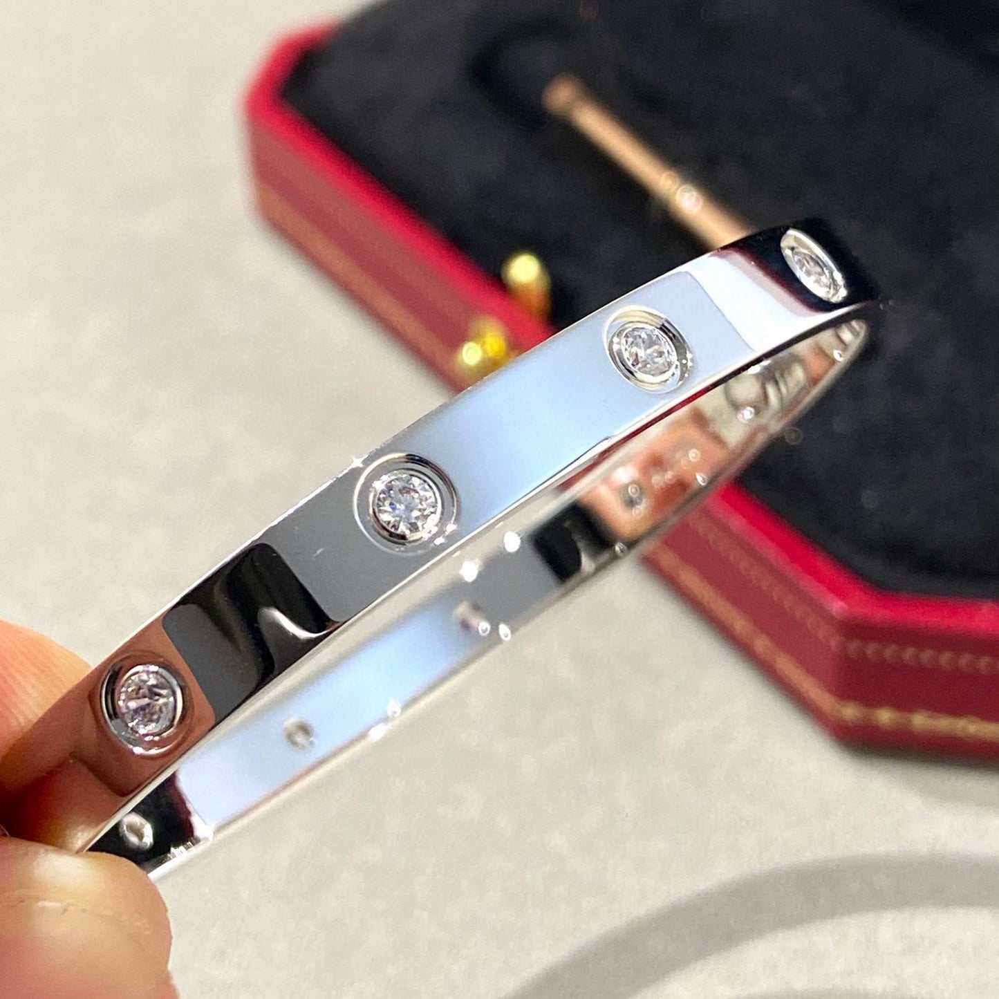 [Violet JW]LOVE BRACELET 6.1MM 10 DIAMONDS