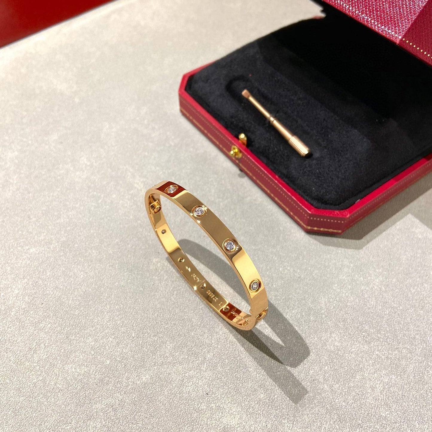 [Violet JW]LOVE BRACELET 6.1MM 10 DIAMONDS