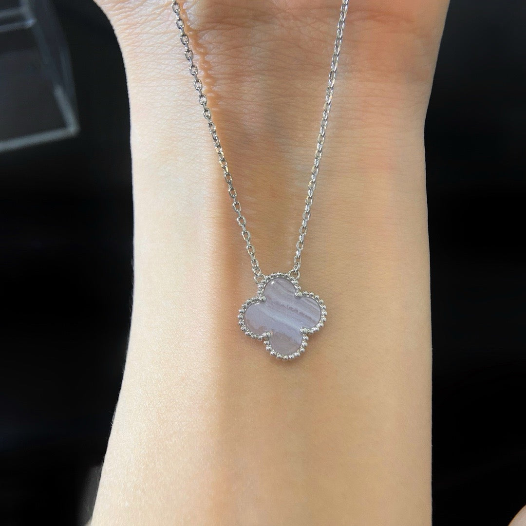 [Violet JW]CLOVER 15MM BLUE CHALCEDONY NECKLACE SILVER