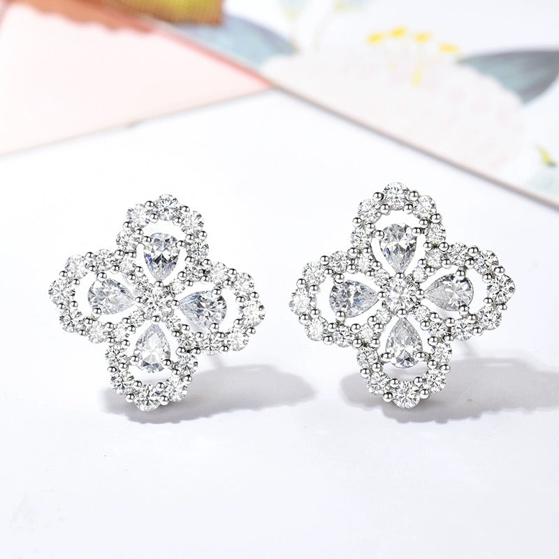 [Violet JW]LOOP EARRINGS FULL MOTIF DIAMOND 16MM SILVE