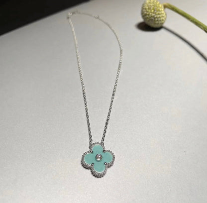 [Violet JW]CLOVER 1 DIAMOND LIGHT BLUE SILVER NECKLACE