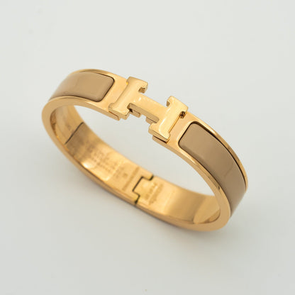 [Violet JW]H GREY BRACELET