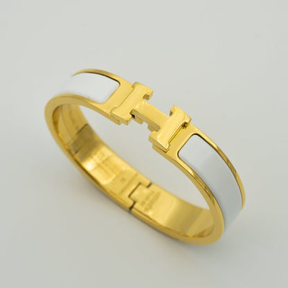 [Violet JW]H WHITE BRACELET