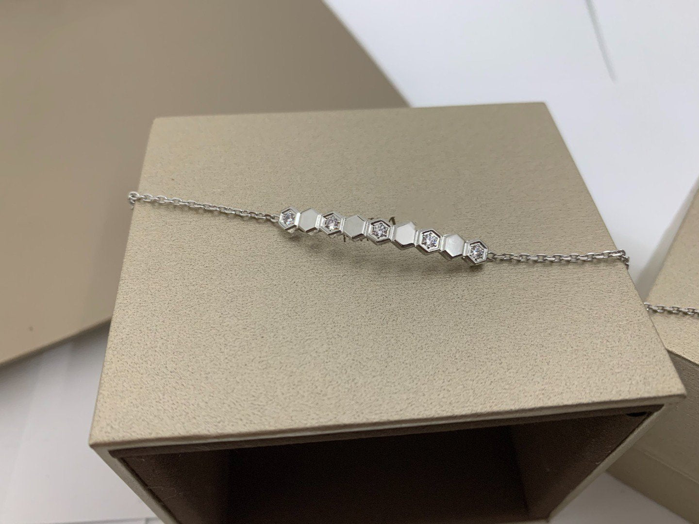 [Violet JW]BEE LOVE BRACELET DIAMOND