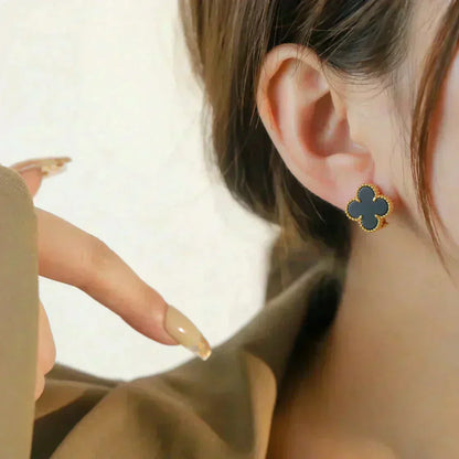 [Violet JW]CLOVER MEDIUM 1 MOTIFS  ONYX STUD EARRINGS