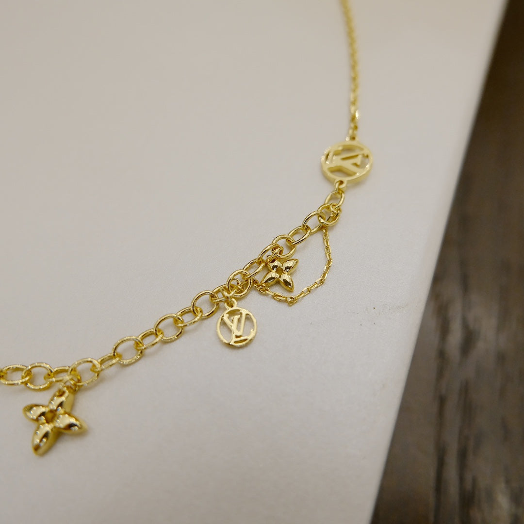 [Violet JW]BLOOMING SUPPLE NECKLACE BRASS