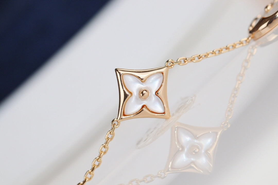 [Violet JW]LEAF CLOVER BRACELET