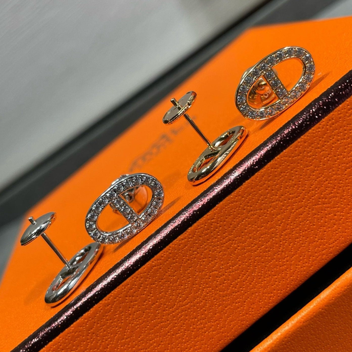 [Violet JW]HM FULL DIAMOND PIG NOSE STUD EARRINGS