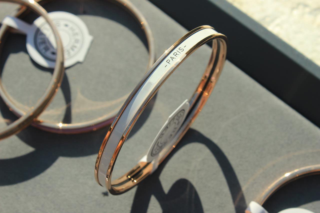 [Violet JW]HM UNI BANGLE BAG