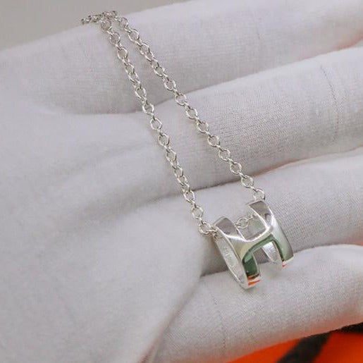 [Violet JW]HM NECKLACE H LETTER OVAL SERIES