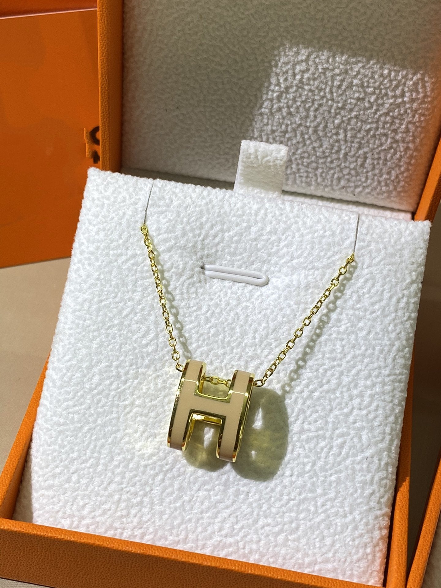 [Violet JW]HM CLIC YELLOW ENAMEL GOLD NECKLACE