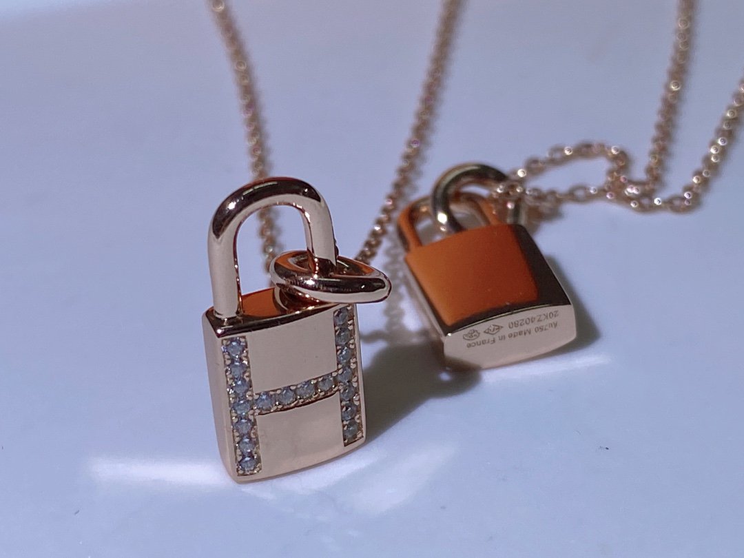 [Violet JW]HM ADVANCED NICHE LOCK HEAD NECKLACE DIAMONDS