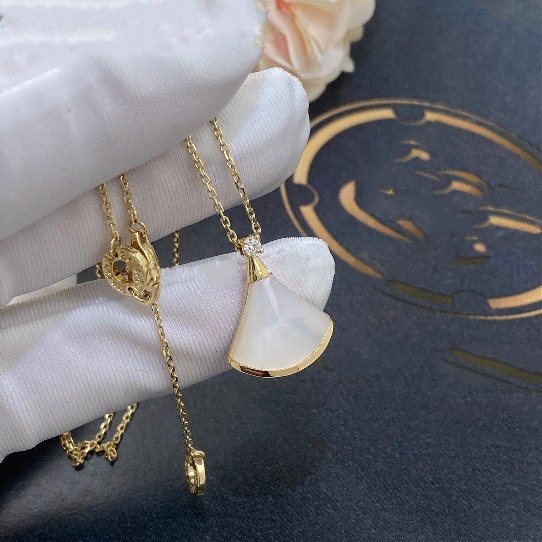 [Violet JW]DREAM NECKLACE WHITE MOP GOLD 1 DIAMOND