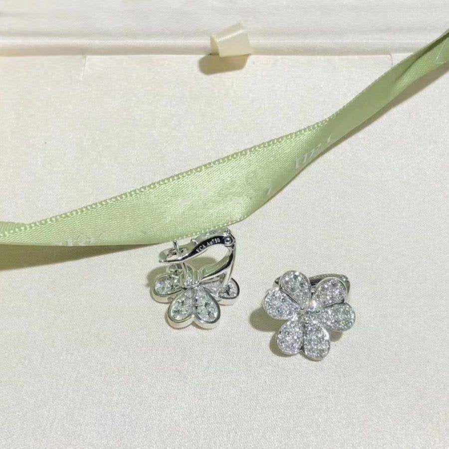 [Violet JW]FRIVOLE SILVER FLOWER DIAMOND EARRINGS