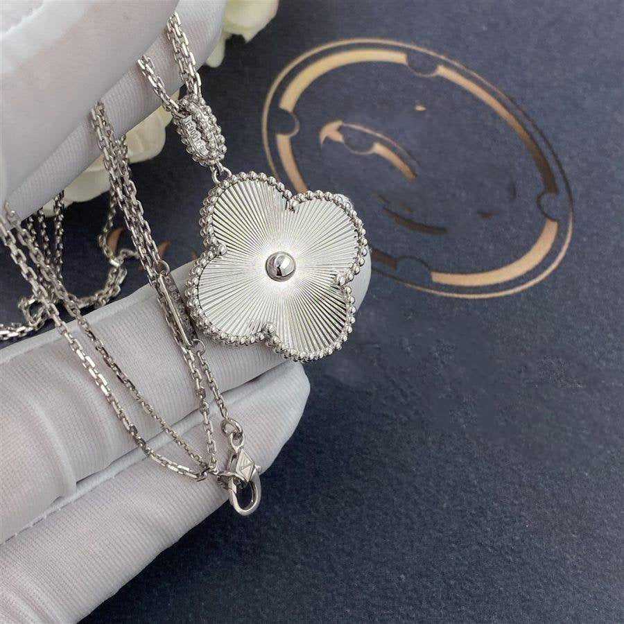 [Violet JW]CLOVER 25MM SILVER BIG CLOVER NECKLACE