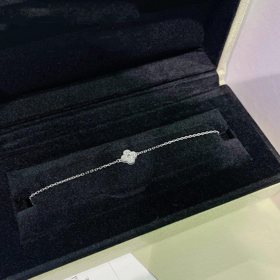 [Violet JW]CLOVER  SINGLE FLOWER BRACELET SILVER