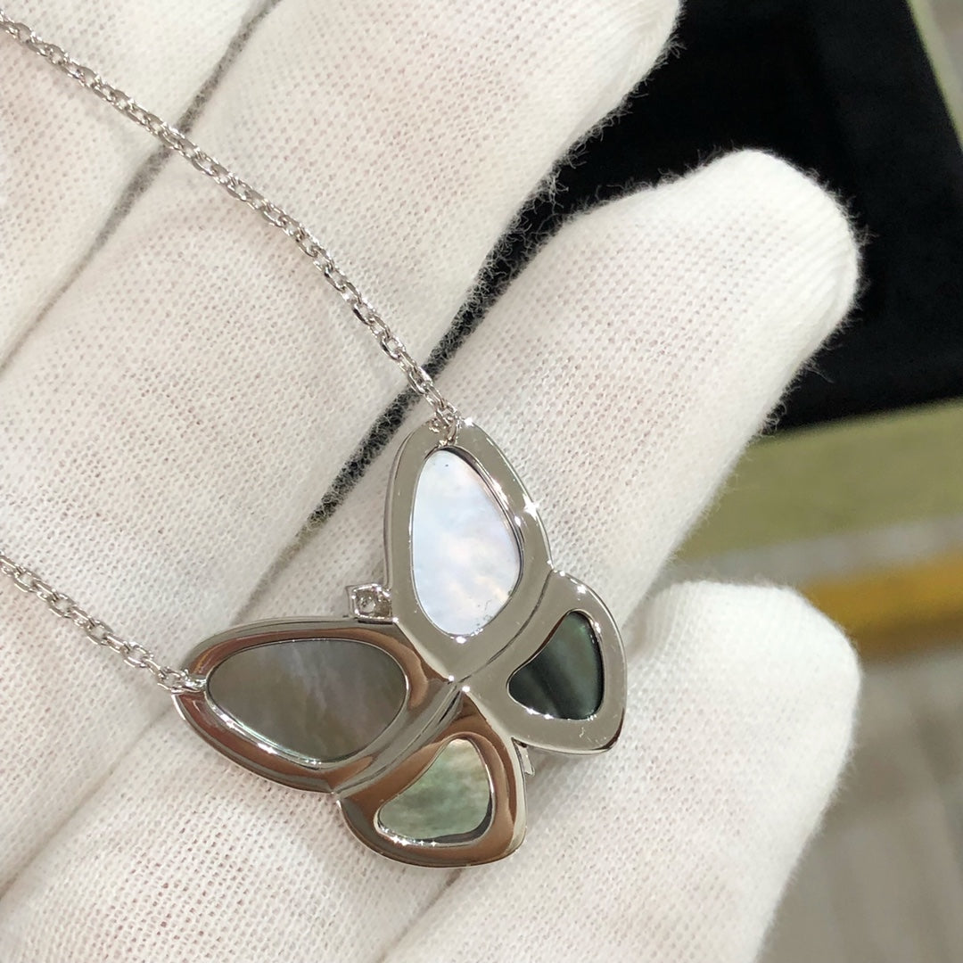 [Violet JW]LARGE BUTTERFLY SILVER PENDANT DIAMOND NECKLACE