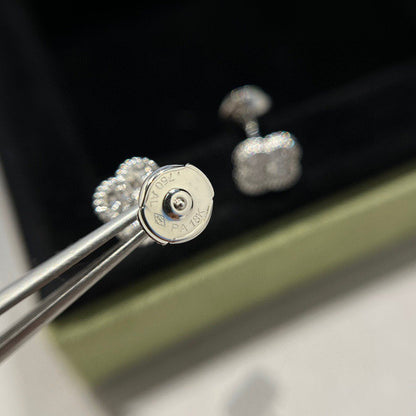 [Violet JW]CLOVER MINI DIAMOND STUD EARRINGS